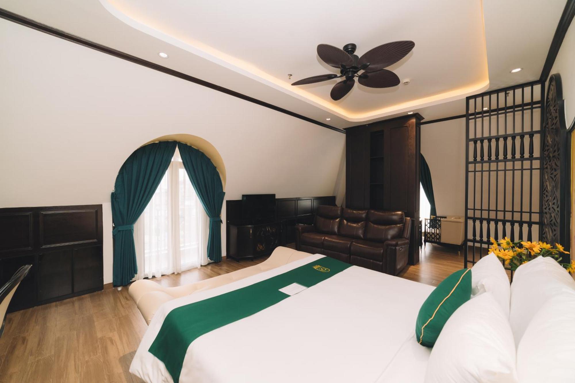 Goldient Boutique Hotel Dalat Exteriör bild